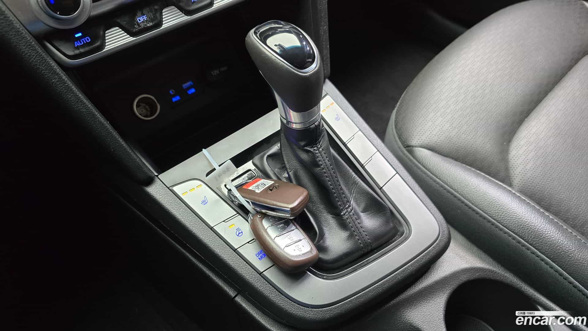 AVANTE Hyundai 2020.2-INNER-009