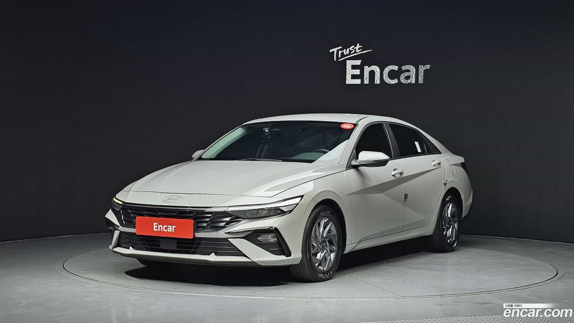 AVANTE Hyundai 2023.6-OUTER-001