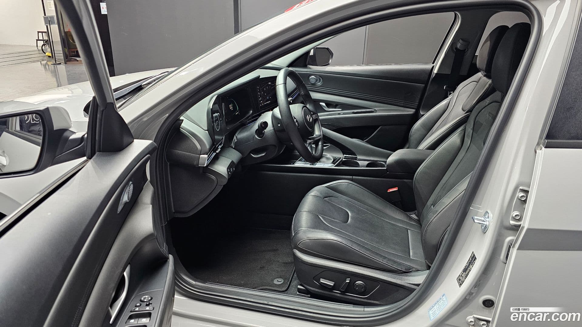 Main__Slider__Photo:AVANTE Hyundai 2023.6-9