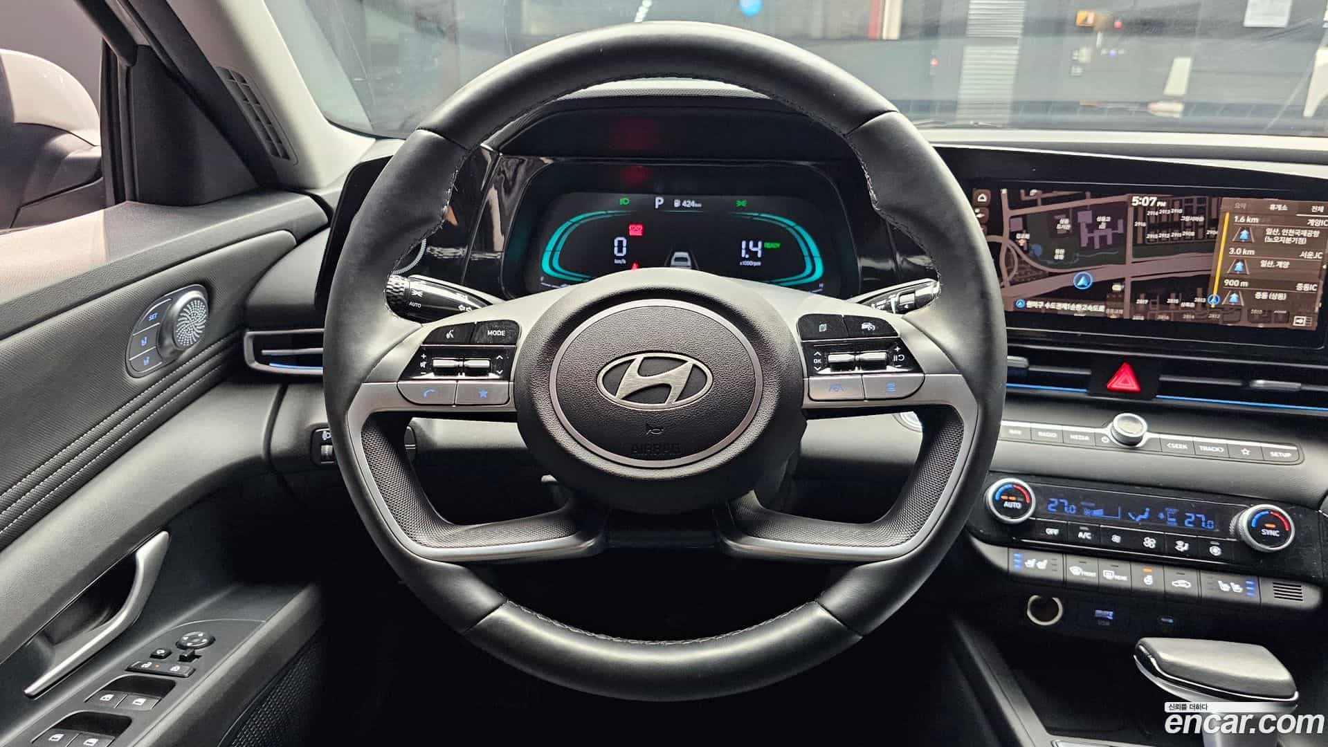 AVANTE Hyundai 2023.6-OPTION-017