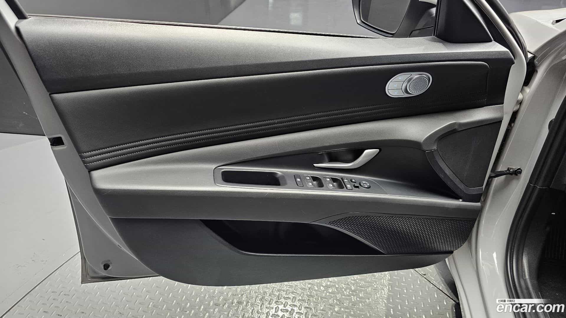 AVANTE Hyundai 2023.6-INNER-034