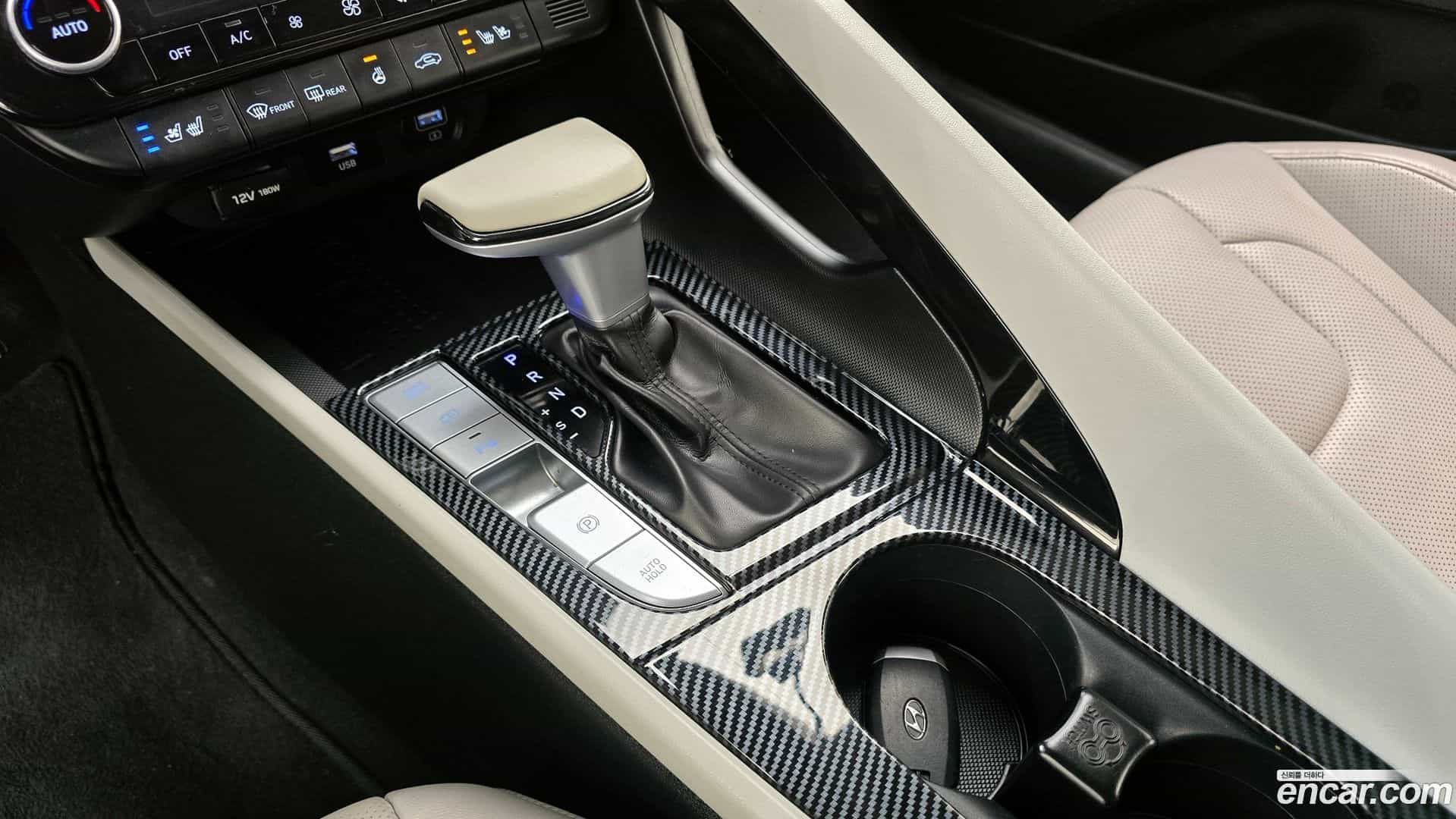 AVANTE Hyundai 2020.8-INNER-009