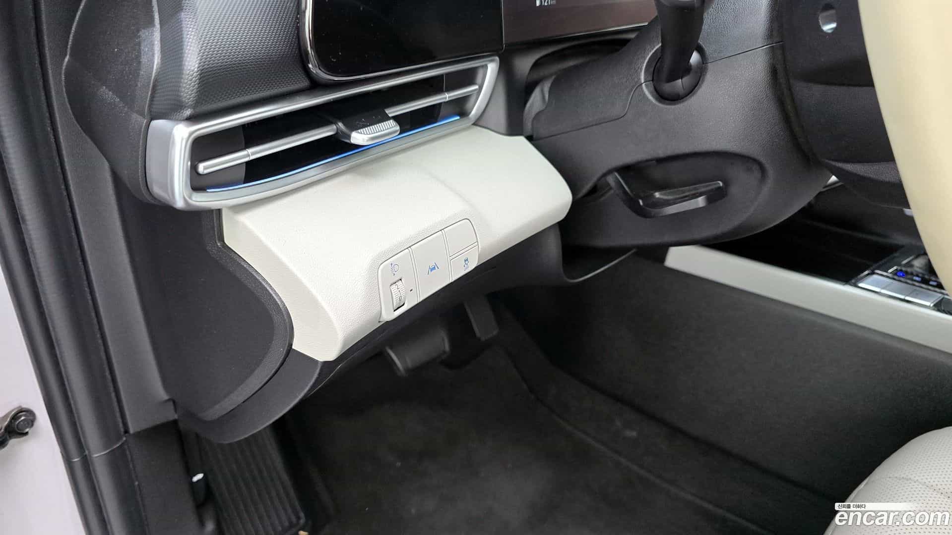 AVANTE Hyundai 2020.8-OPTION-023