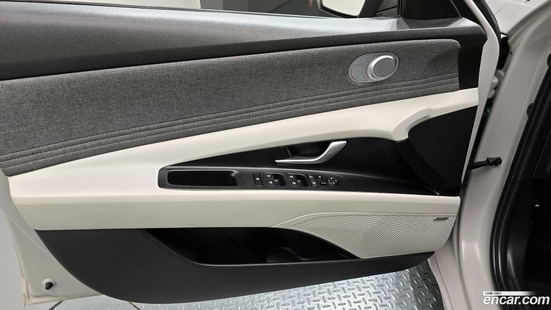 AVANTE Hyundai 2020.8-INNER-034