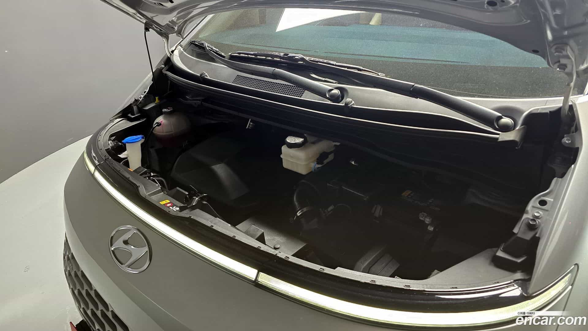 Staria Hyundai 2023.4-OUTER-006