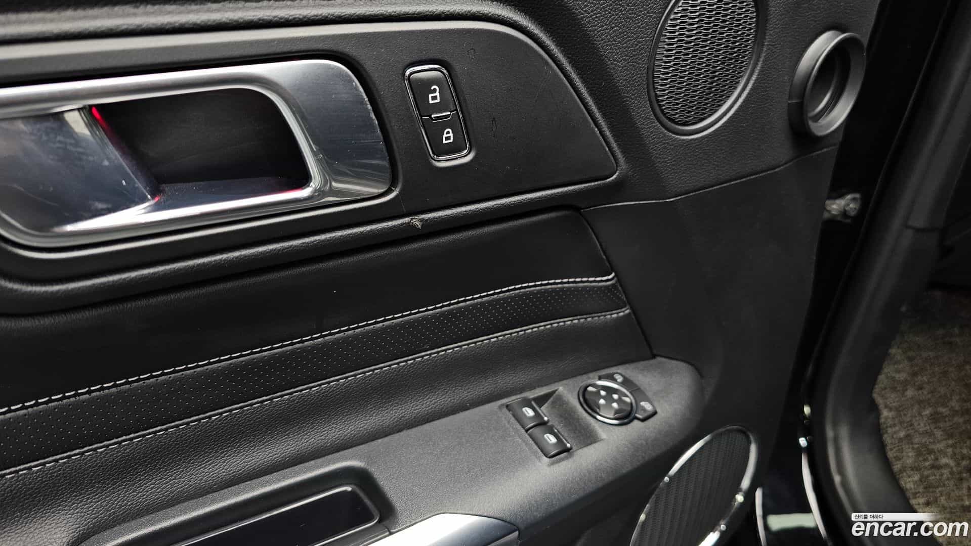 Mustang Ford 2020.8-OPTION-020