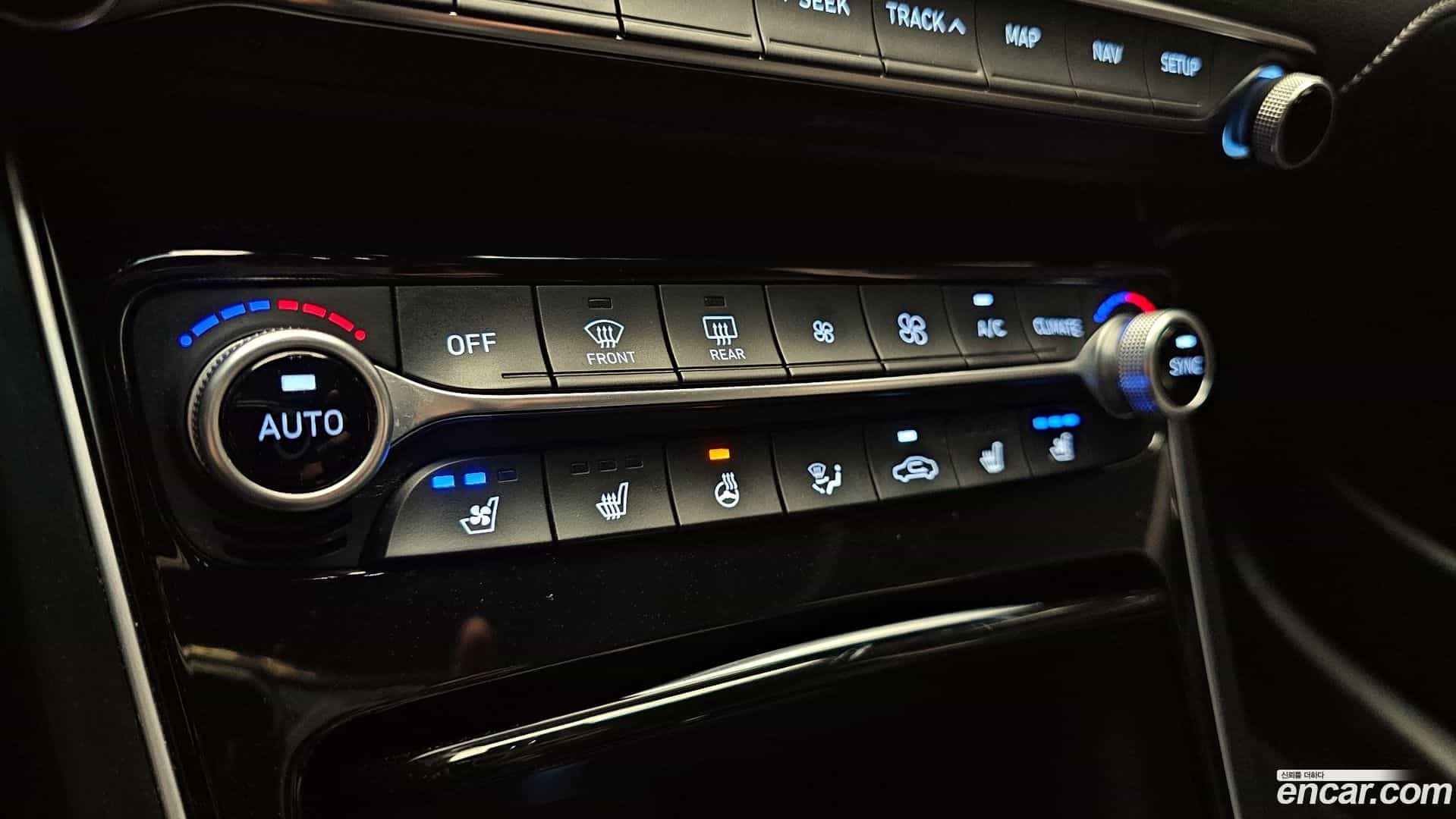 Grandeur Hyundai 2018.2-OPTION-045