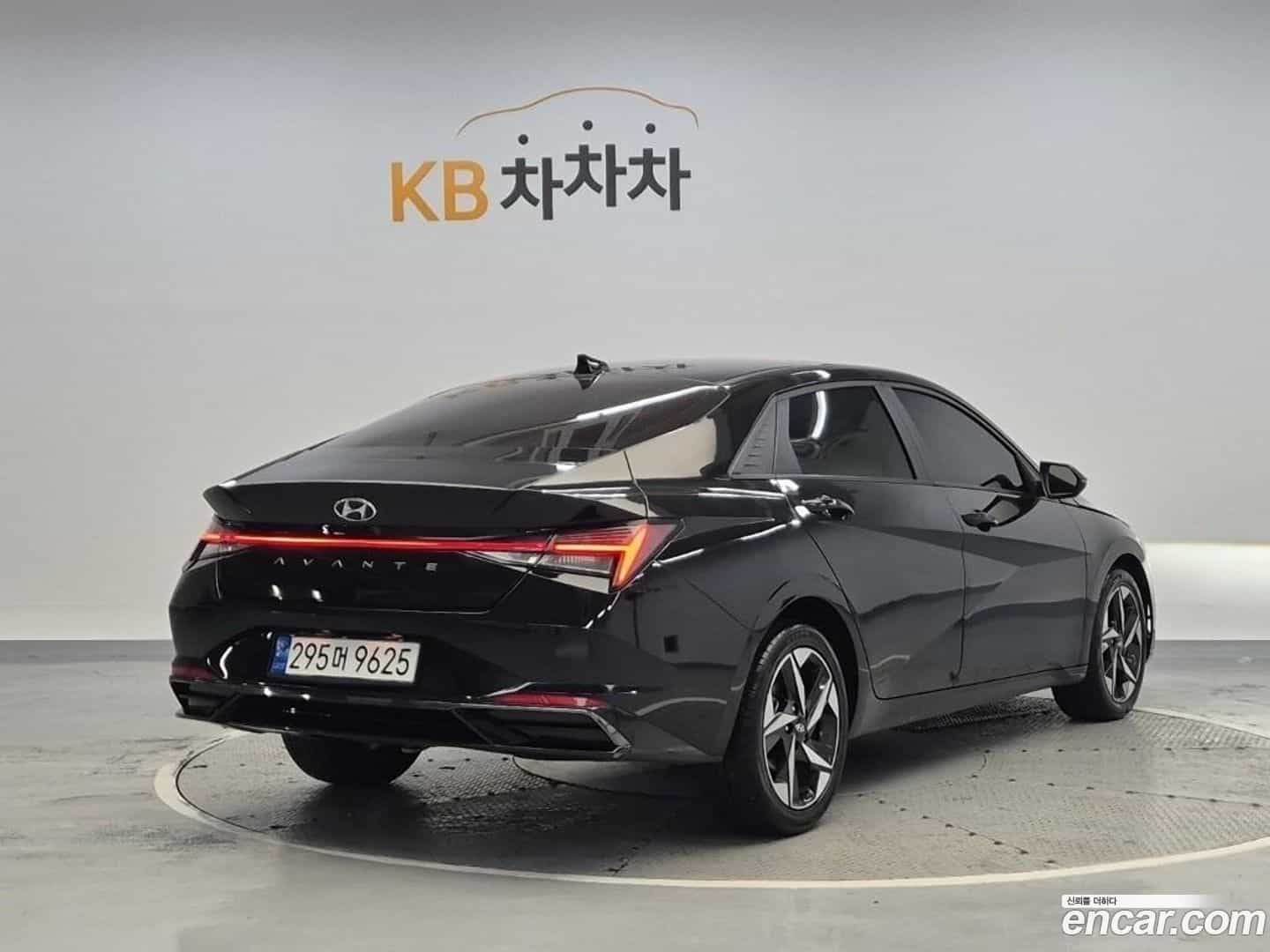 AVANTE Hyundai 2020.5-OUTER-003
