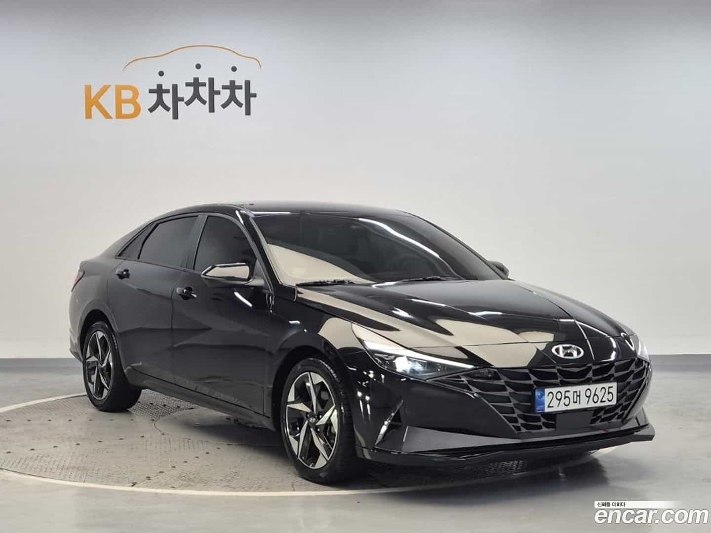 AVANTE Hyundai 2020.5-OUTER-004