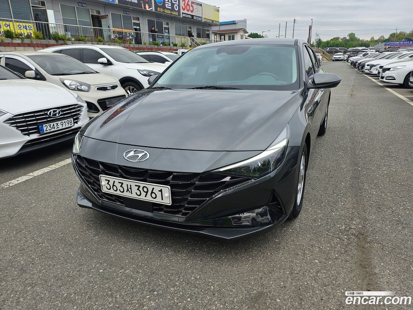 Main__Slider__Photo:AVANTE Hyundai 2021.3-0