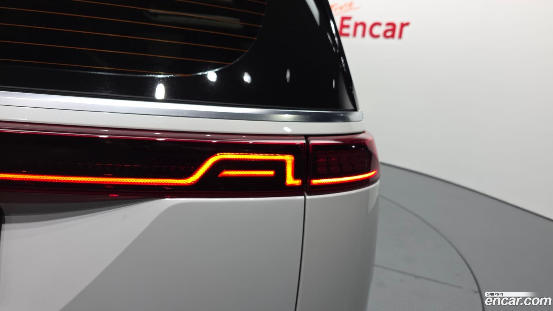 Main__Slider__Photo:Canival Kia 2021.0-22