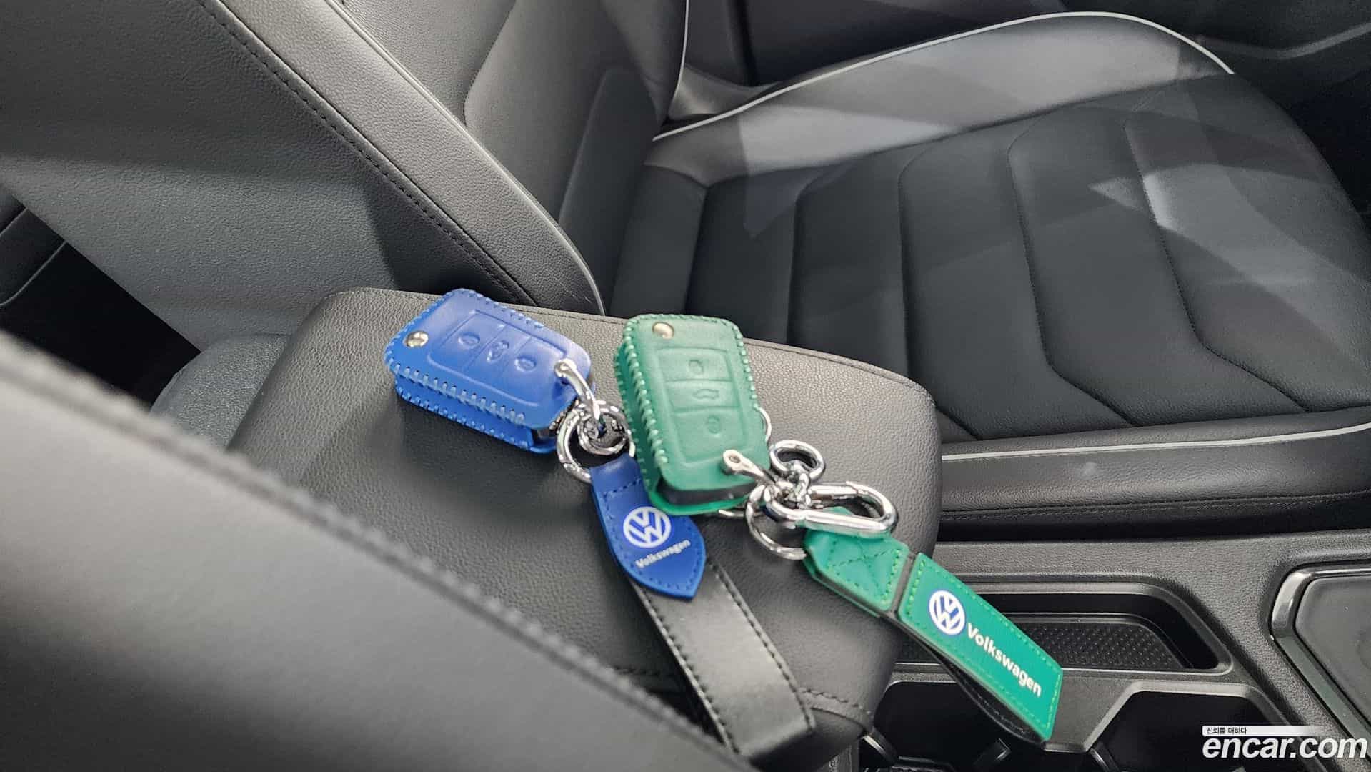 Tiguan Volkswagen 2023.9-OPTION-018