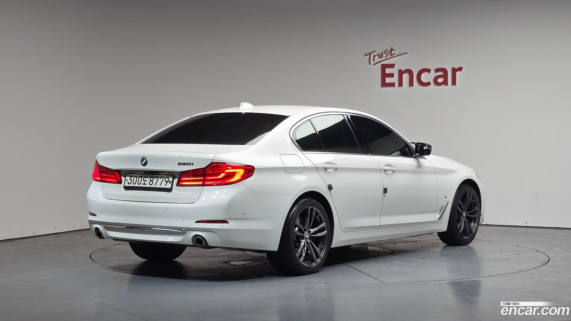 Main__Slider__Photo:5-Series BMW 2020.4-1