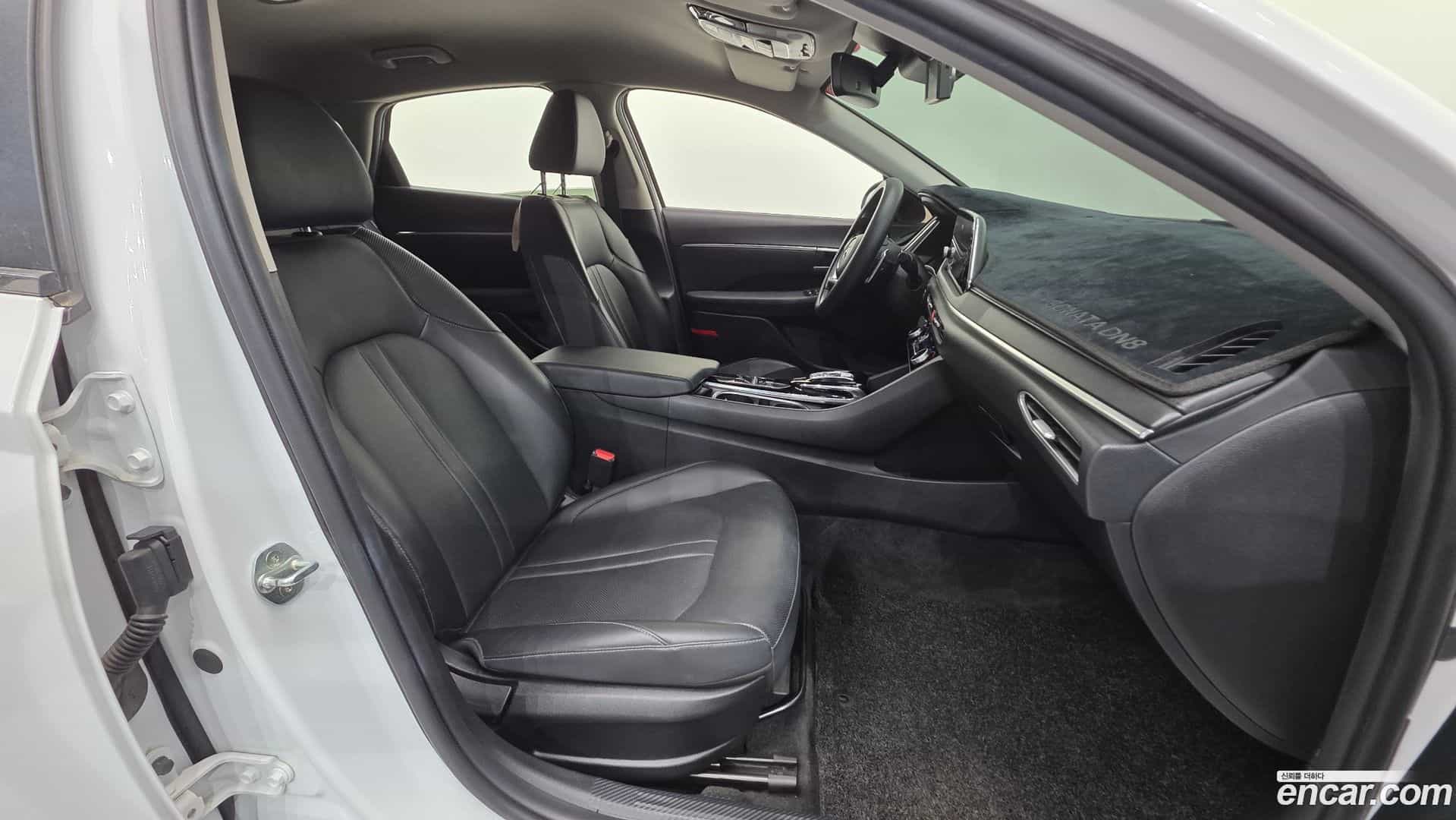 Sonata Hyundai 2021.0-INNER-010