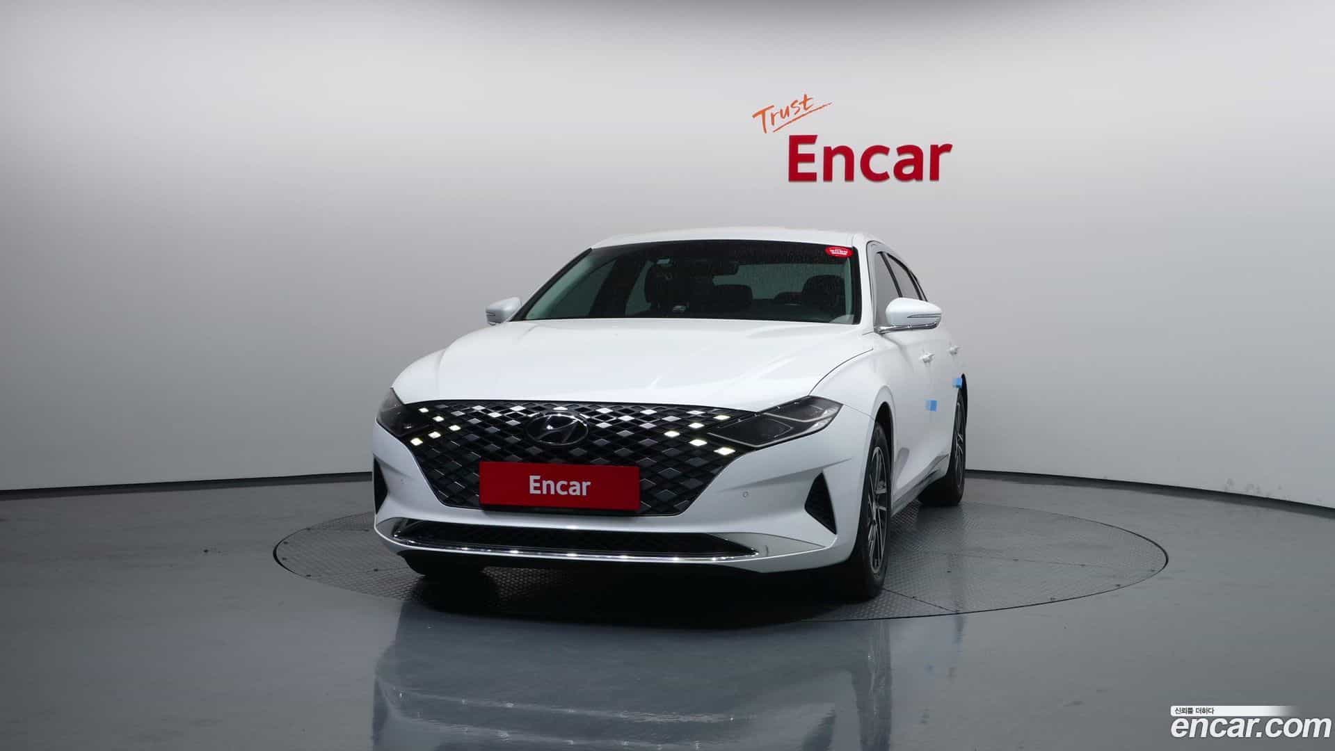 Grandeur Hyundai 2022.7-OUTER-003