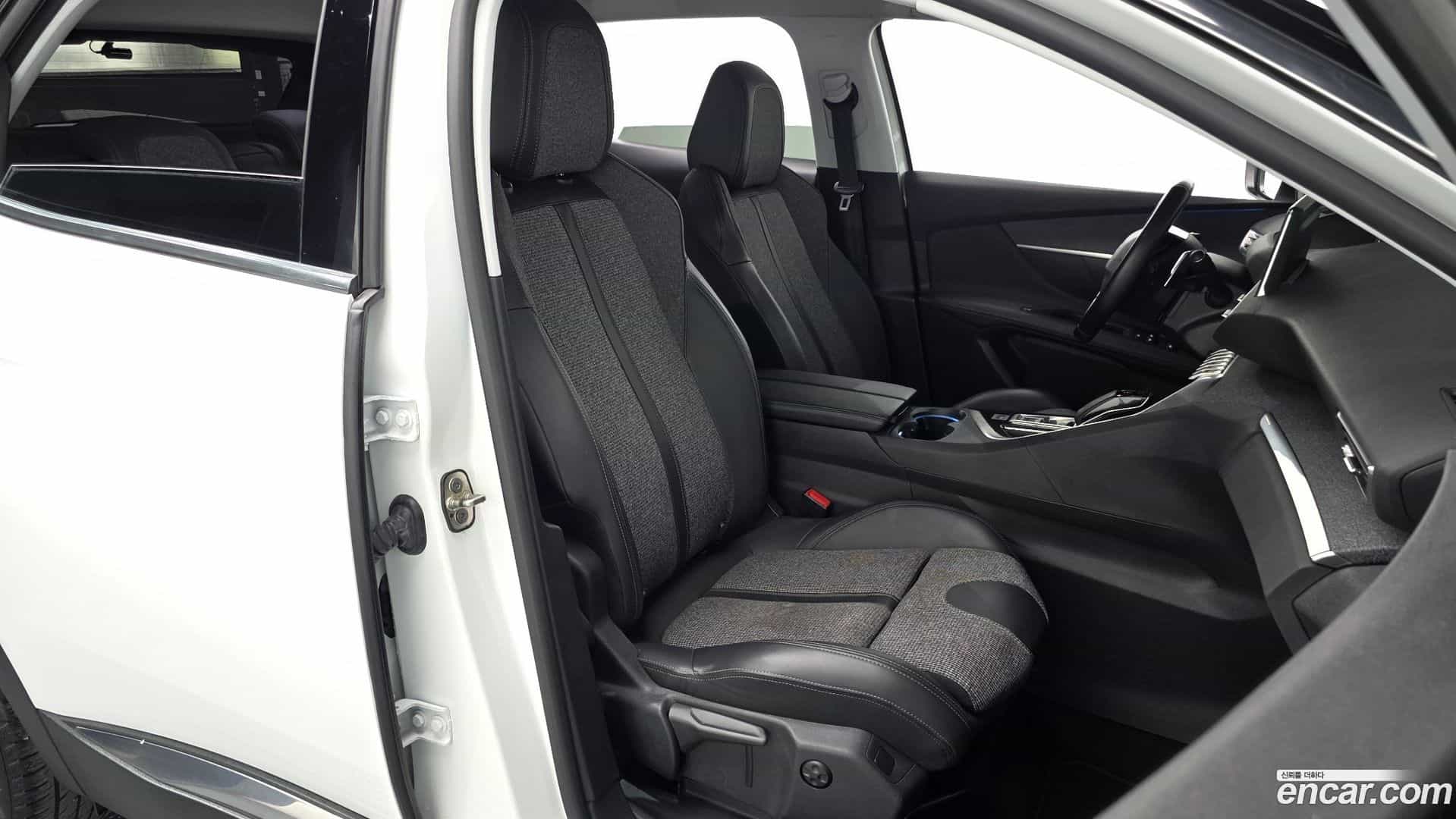 3008 Peugeot 2019.11-INNER-036