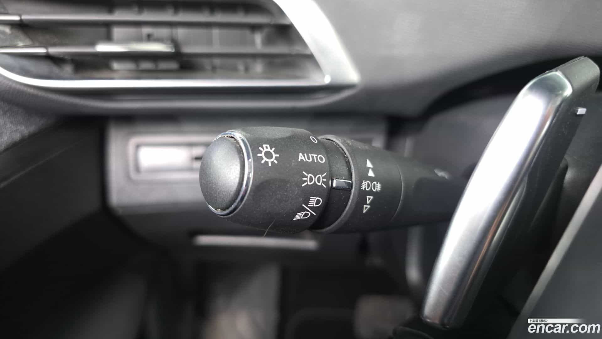 3008 Peugeot 2019.11-OPTION-041