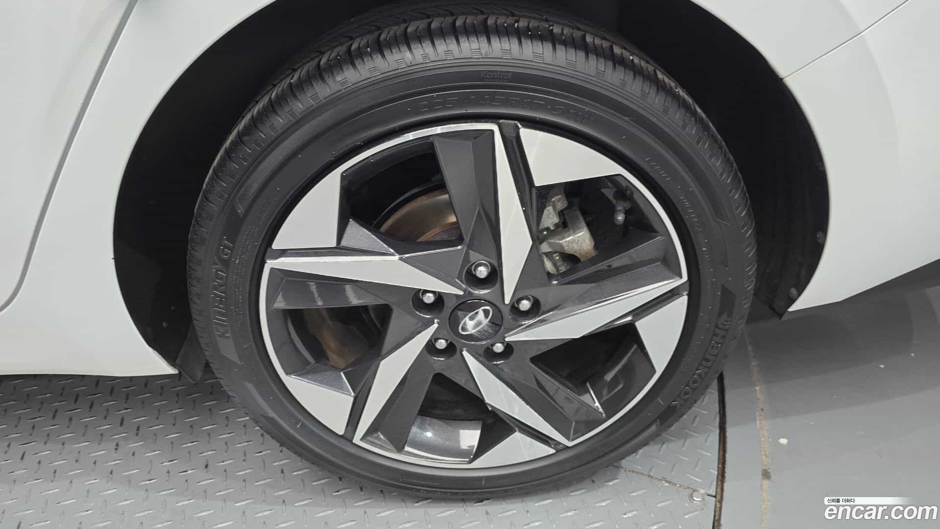 AVANTE Hyundai 2021.11-OUTER-031