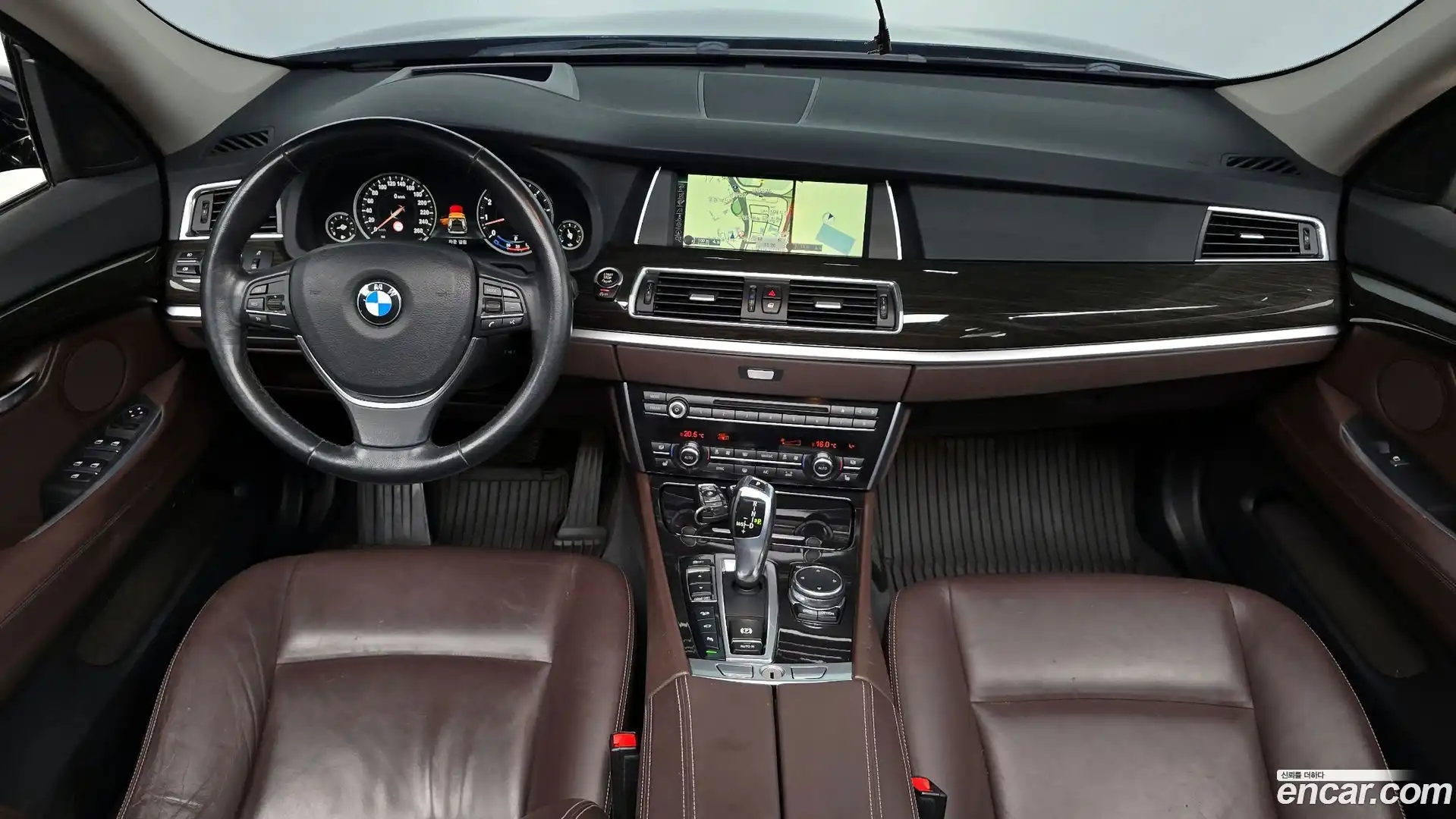 Gran Turismo BMW 2016.1-INNER-007