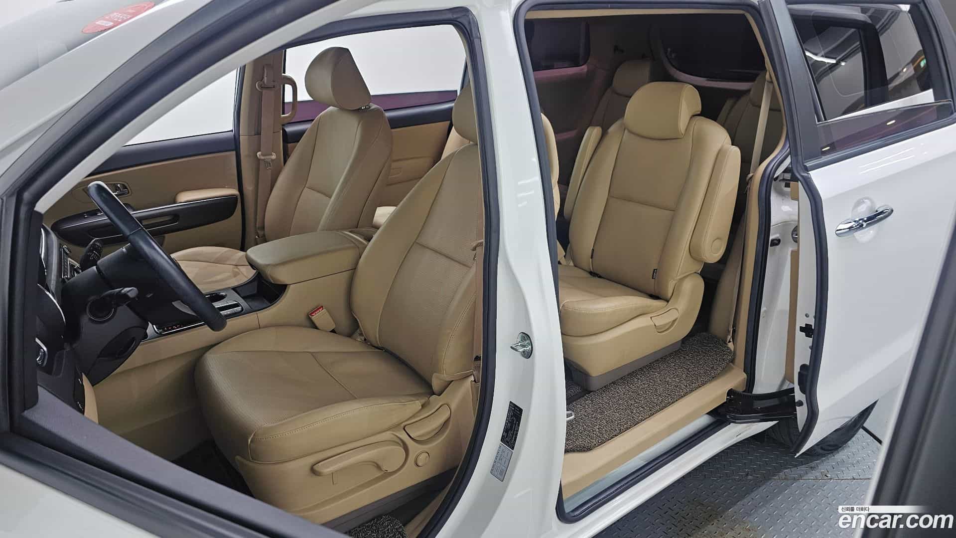 Canival Kia 2020.5-OPTION-015