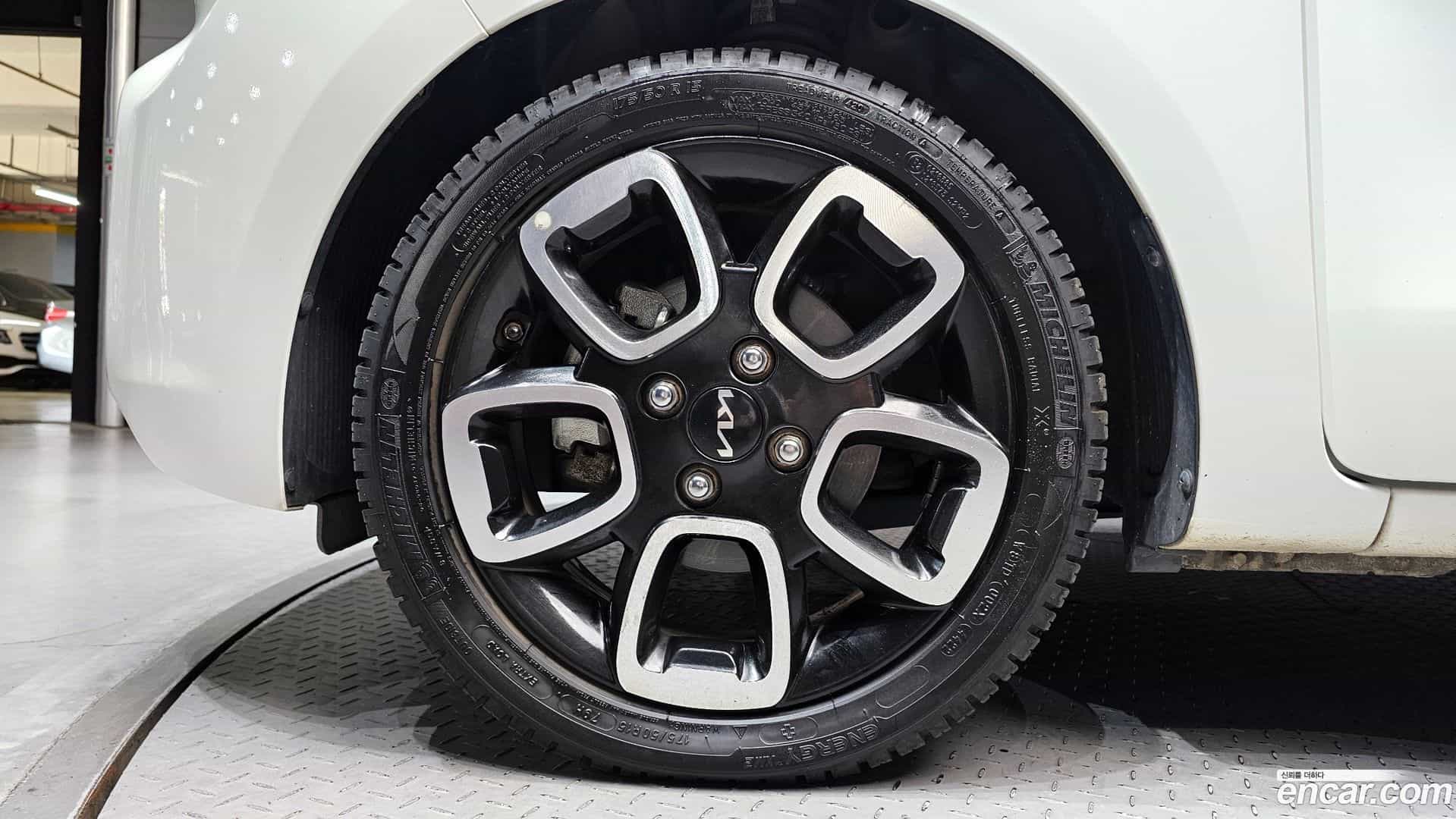 RAY Kia 2022.5-OUTER-005