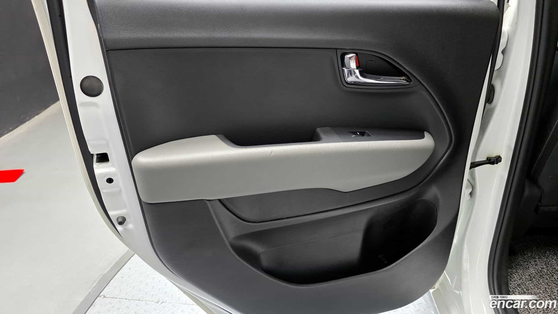 RAY Kia 2022.5-INNER-035