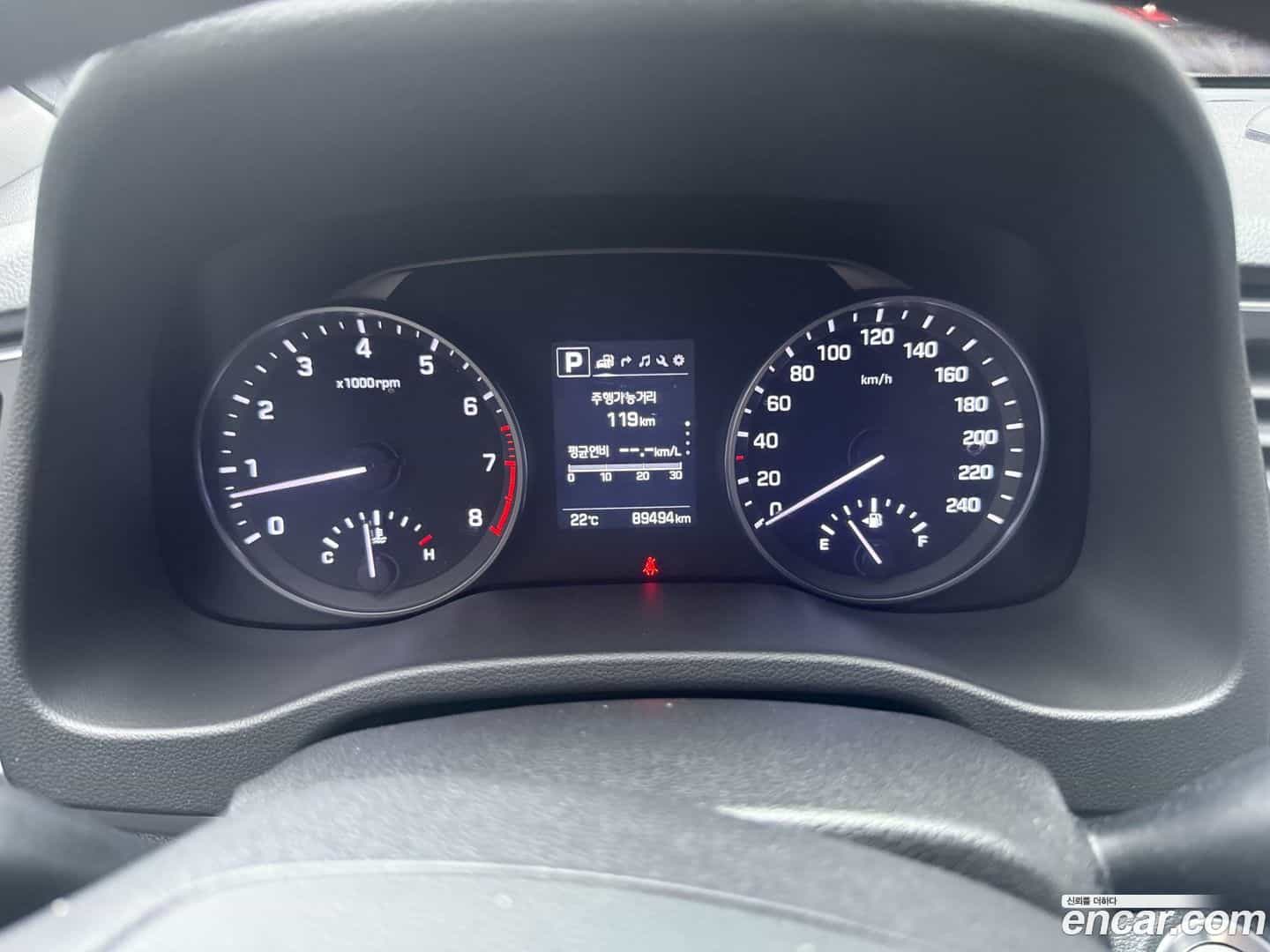 AVANTE Hyundai 2018.3-INNER-008