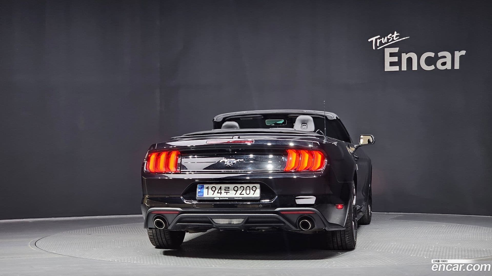 Main__Slider__Photo:Mustang Ford 2023.8-3