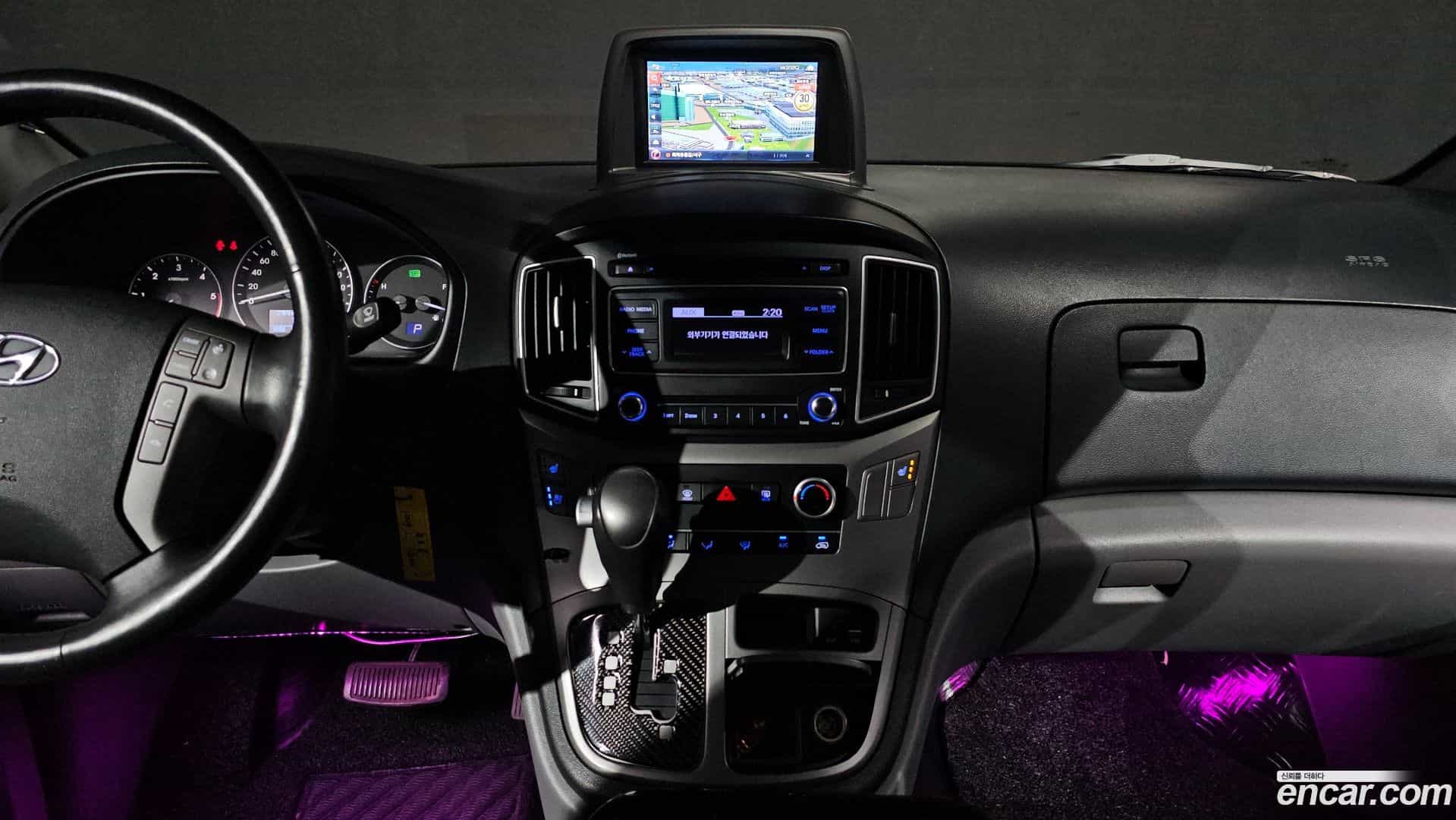 Starex Hyundai 2018.4-OPTION-017