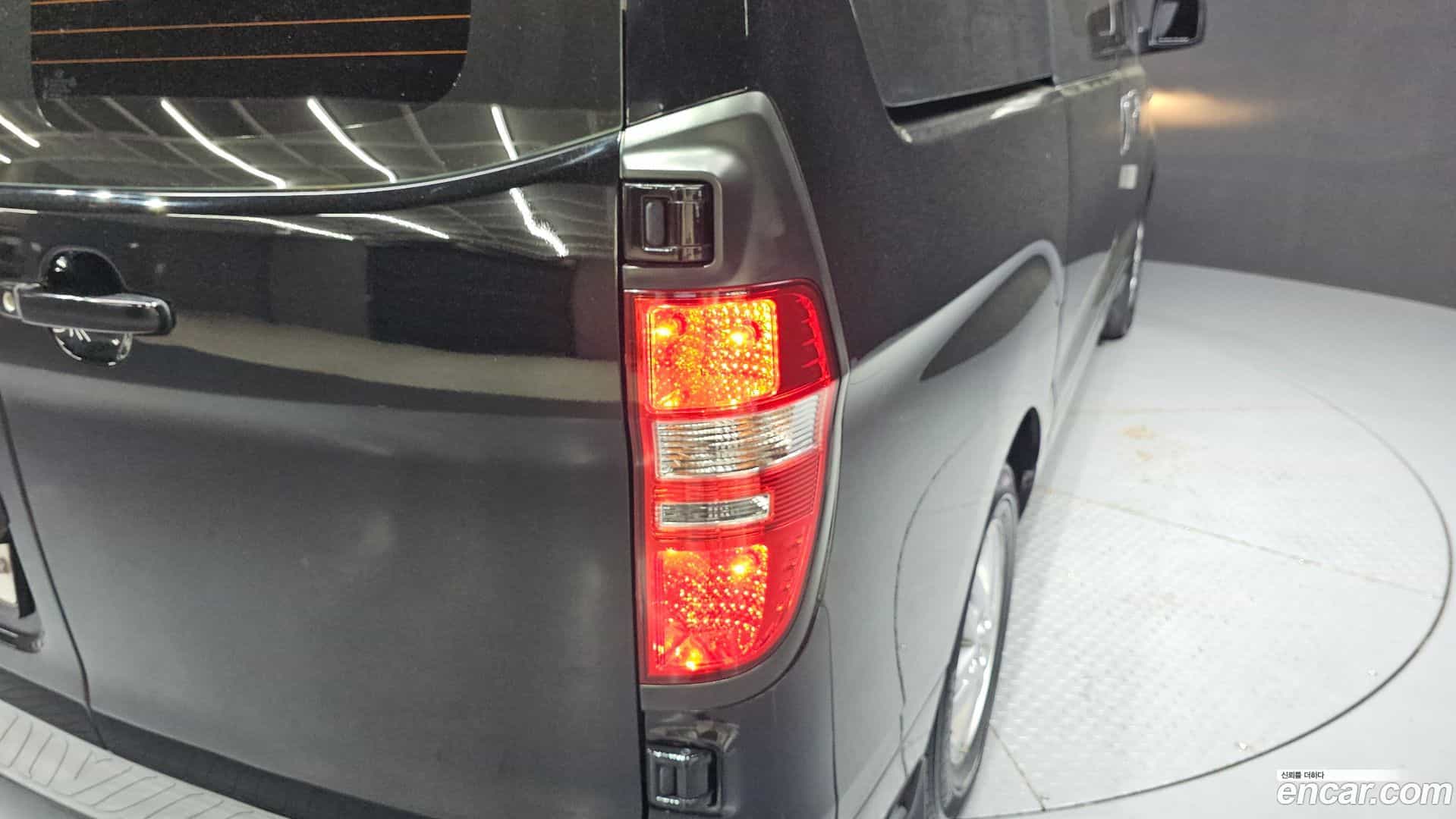 Starex Hyundai 2018.4-OUTER-033