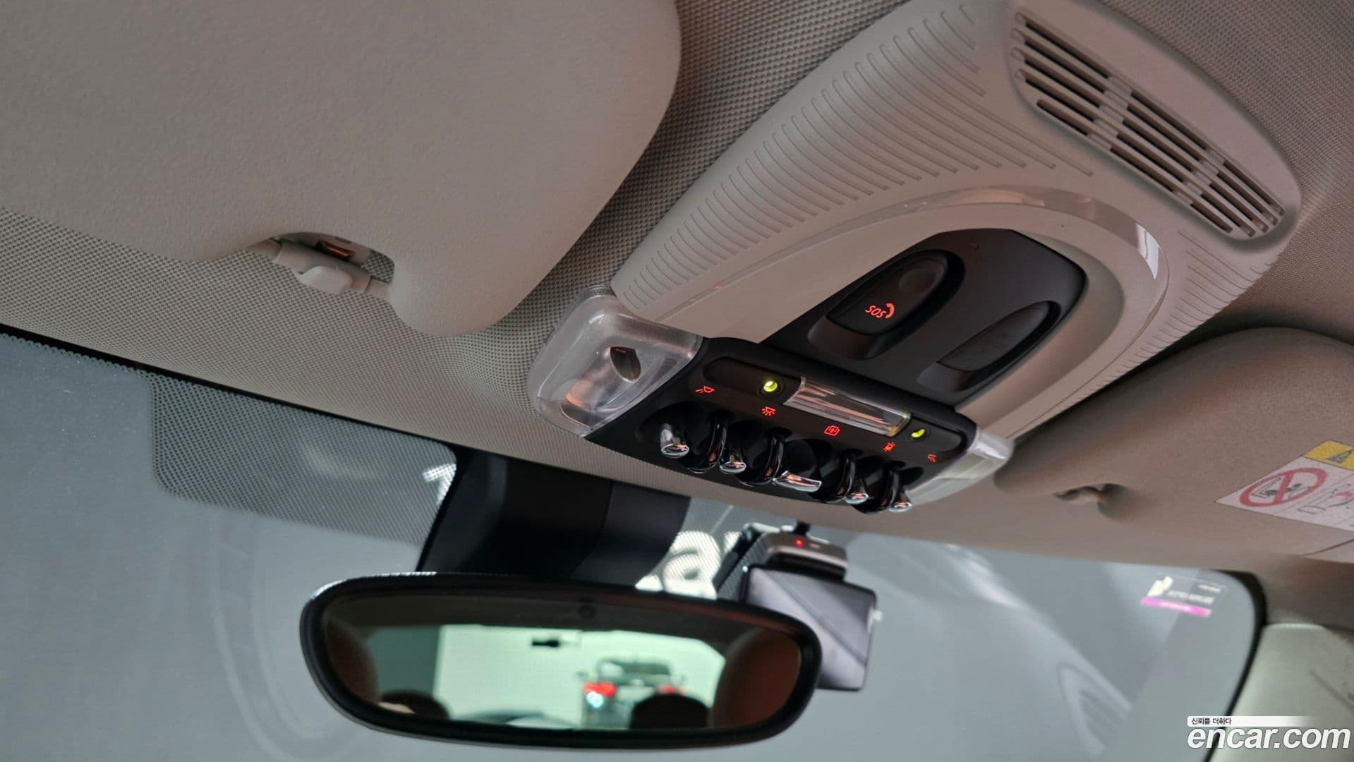 Main__Slider__Photo:Cooper Mini 2023.7-26