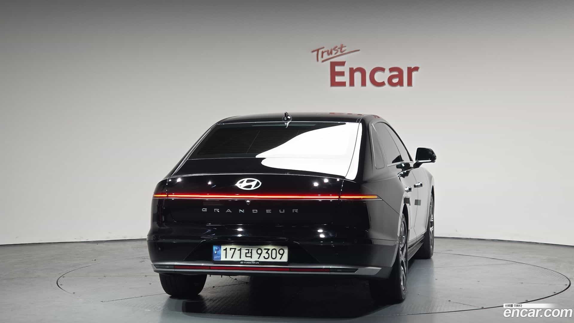 Grandeur Hyundai 2023.3-OUTER-004