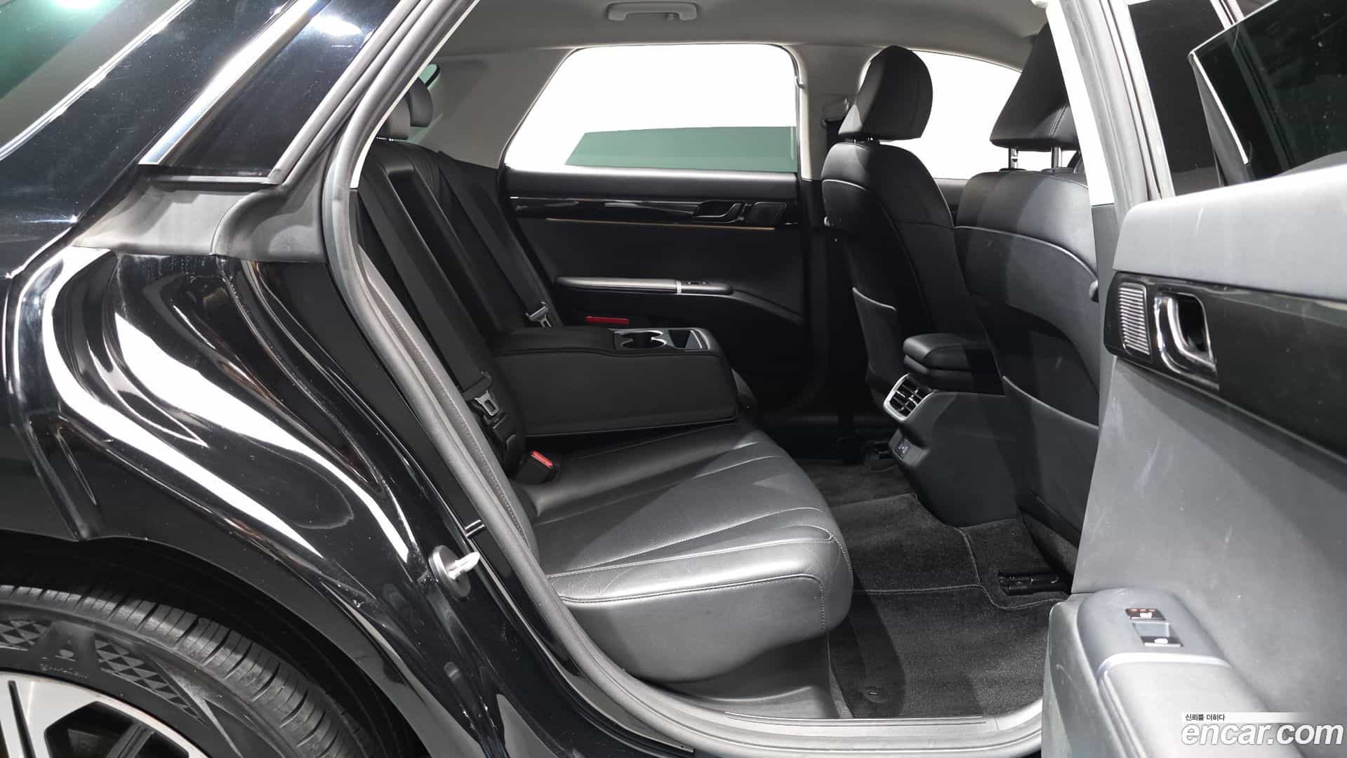 Grandeur Hyundai 2023.3-OPTION-015