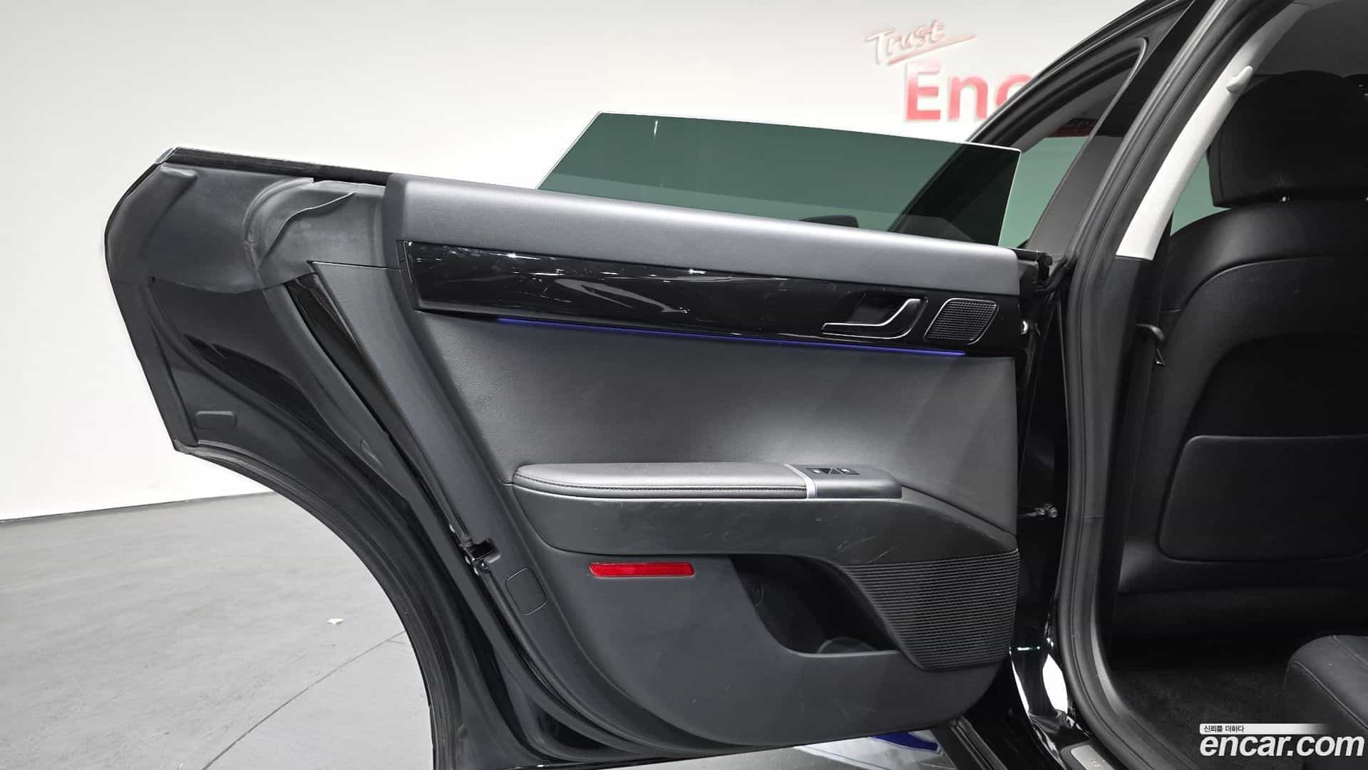 Grandeur Hyundai 2023.3-INNER-035