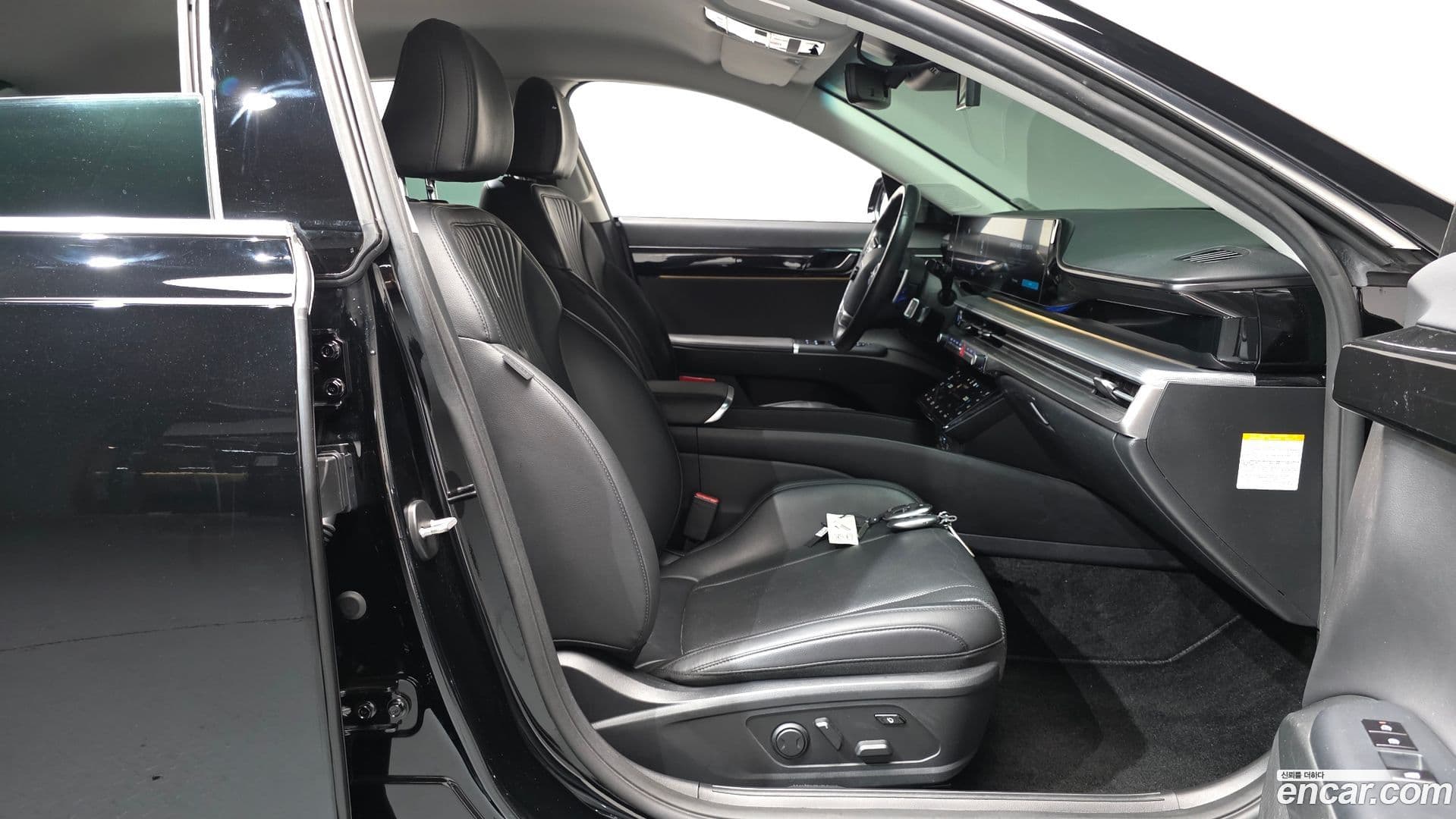 Main__Slider__Photo:Grandeur Hyundai 2023.3-25