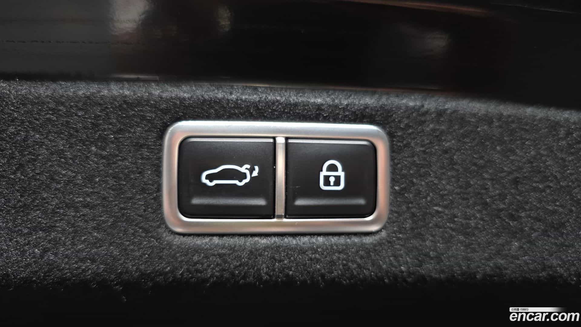 Grandeur Hyundai 2023.3-OPTION-045