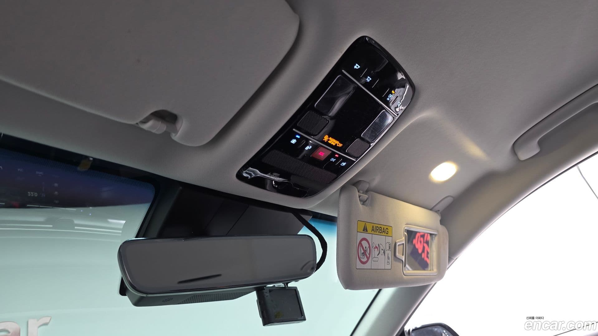 Main__Slider__Photo:Grandeur Hyundai 2023.3-32
