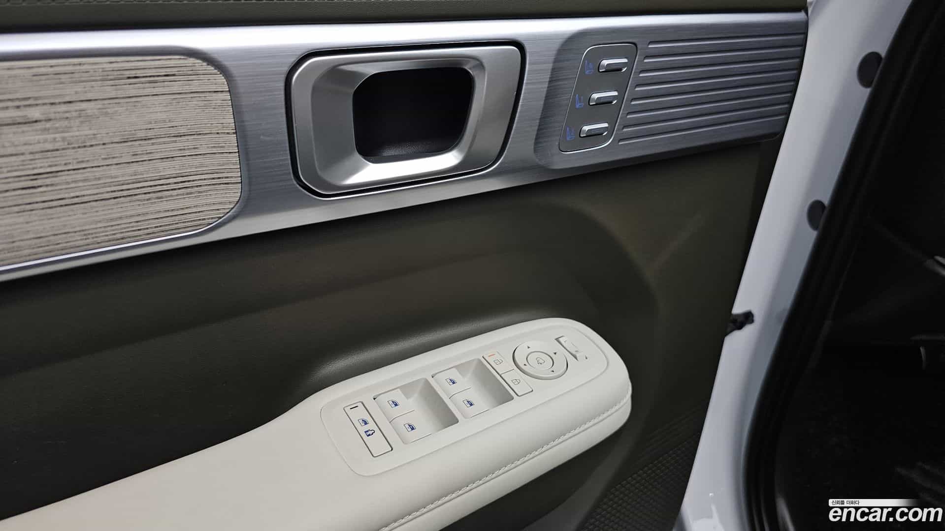Santafe Hyundai 2023.11-OPTION-021