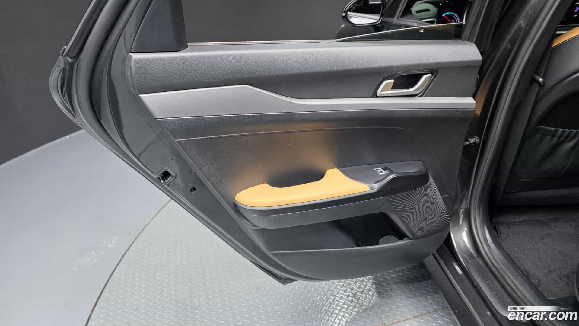 K5 Kia 2022.11-INNER-035