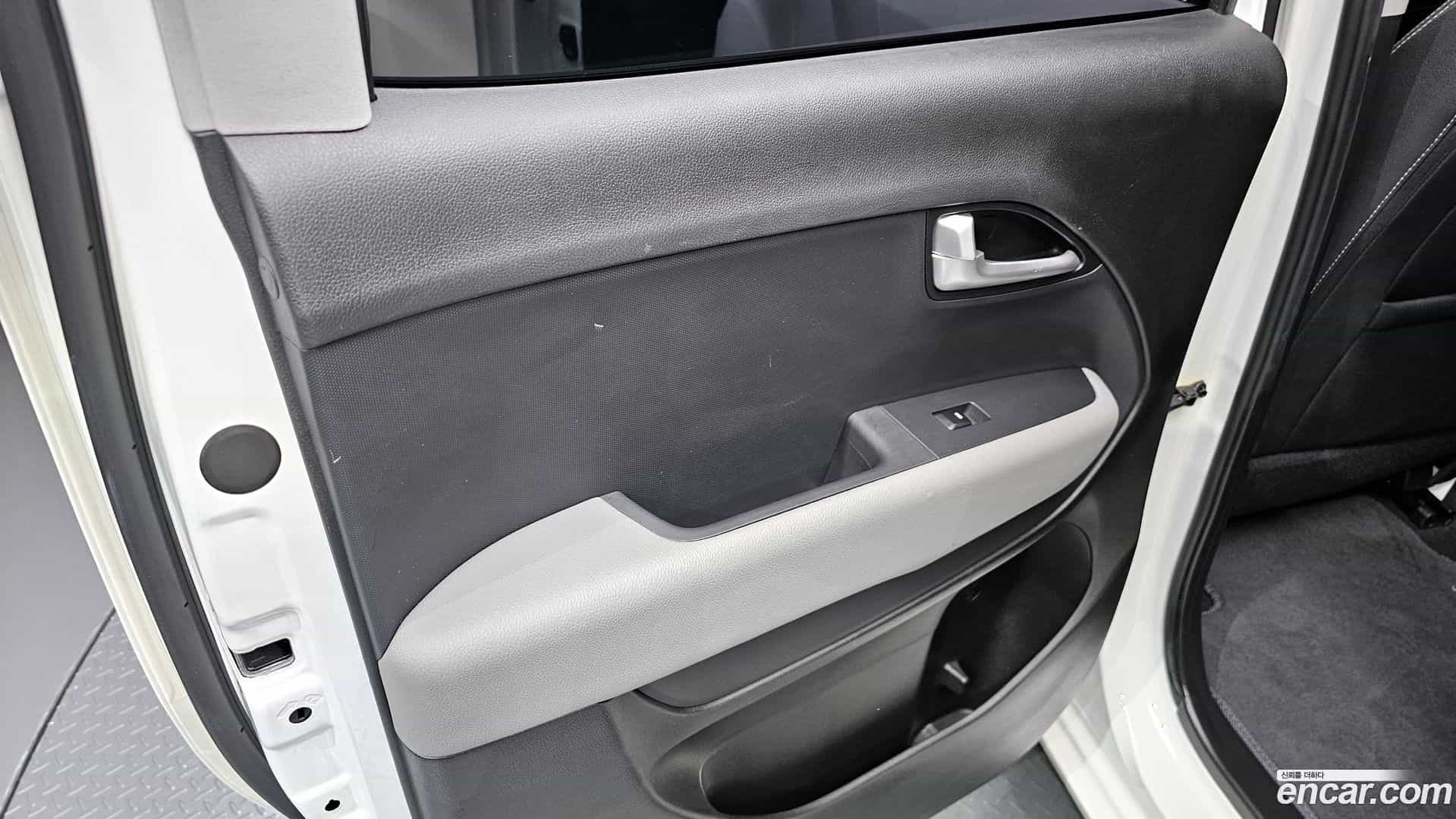 RAY Kia 2021.4-INNER-035
