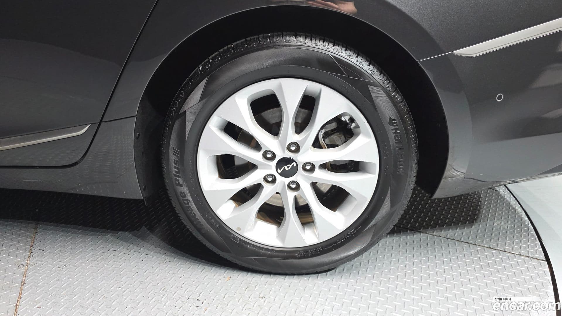 Main__Slider__Photo:K8 Kia 2021.10-20