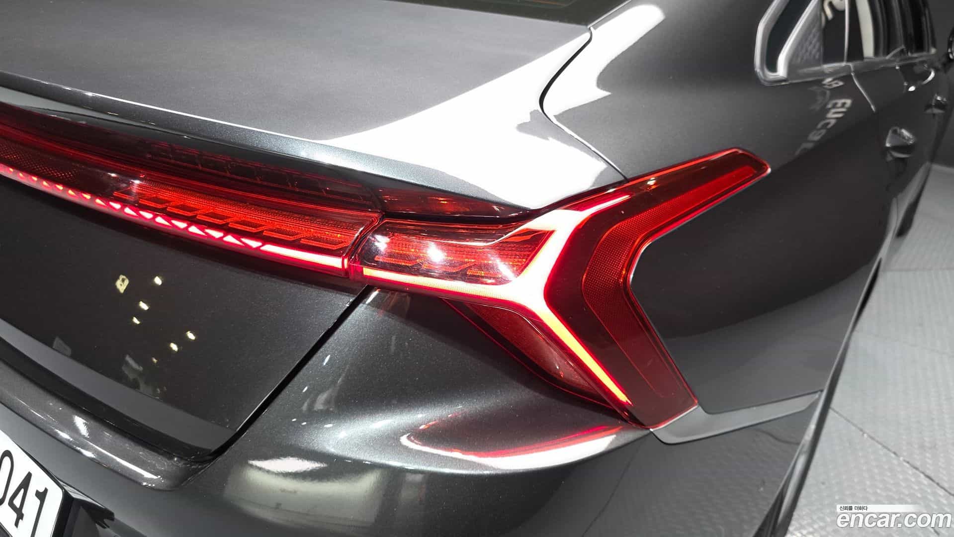 K8 Kia 2021.10-OUTER-033