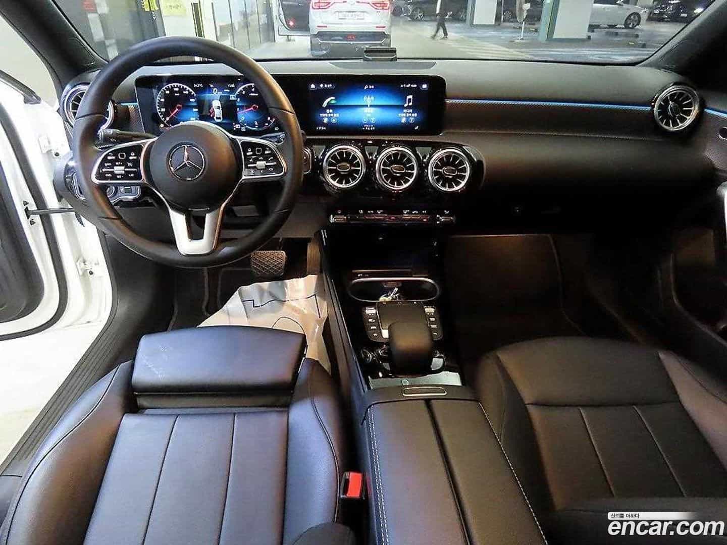 A-Class Mercedes-Benz 2022.4-INNER-010