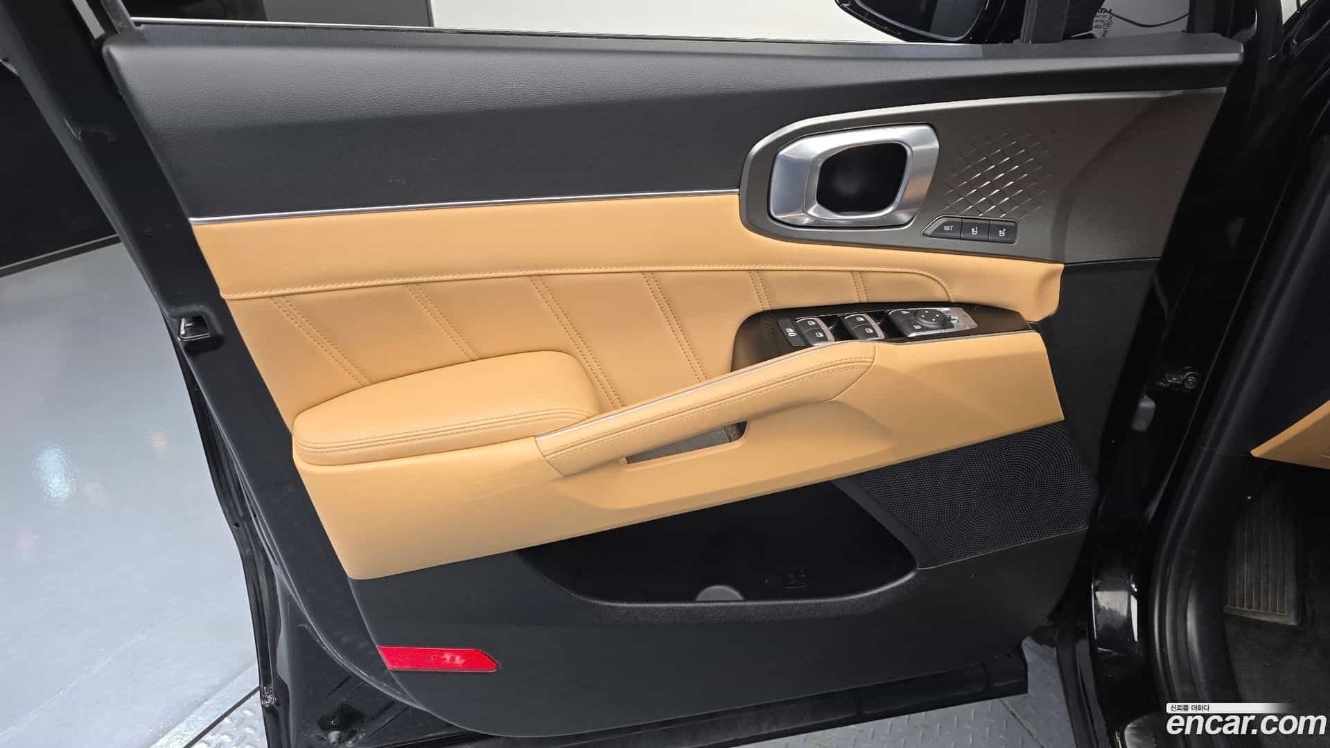 Sorento Kia 2023.6-INNER-034