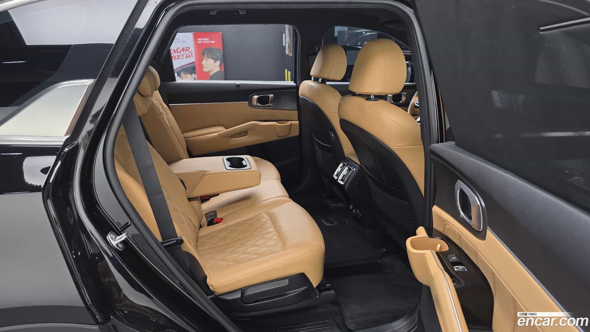 Sorento Kia 2023.6-INNER-036