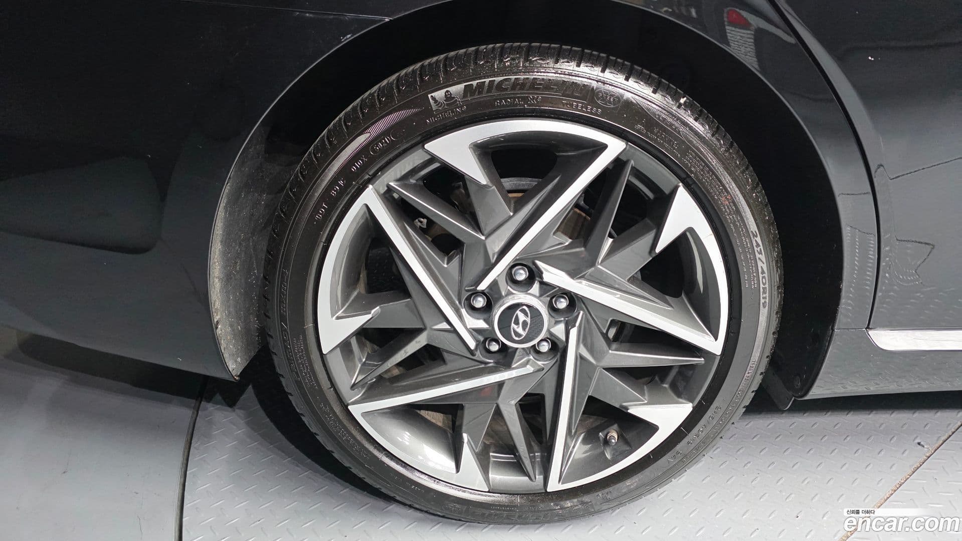 Main__Slider__Photo:Grandeur Hyundai 2022.5-4
