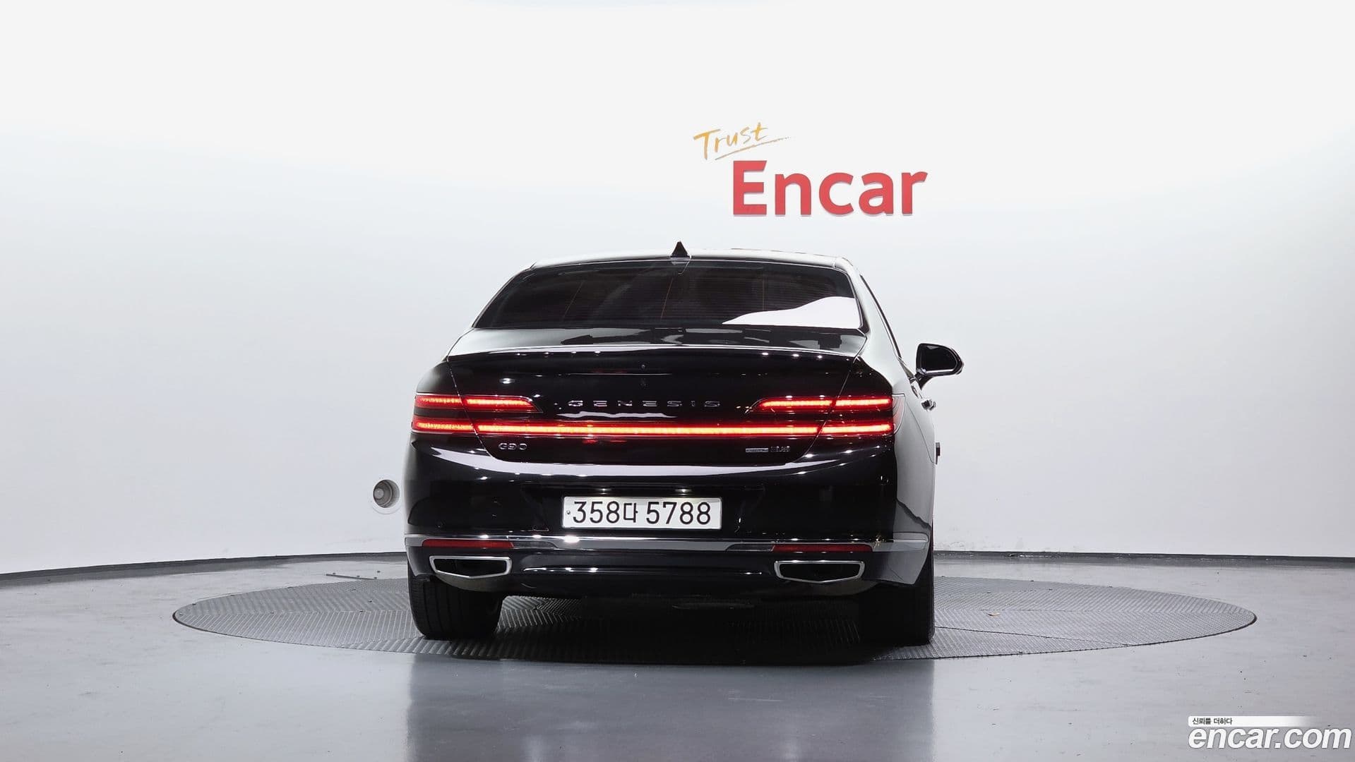 Main__Slider__Photo:G90 Genesis 2019.5-3