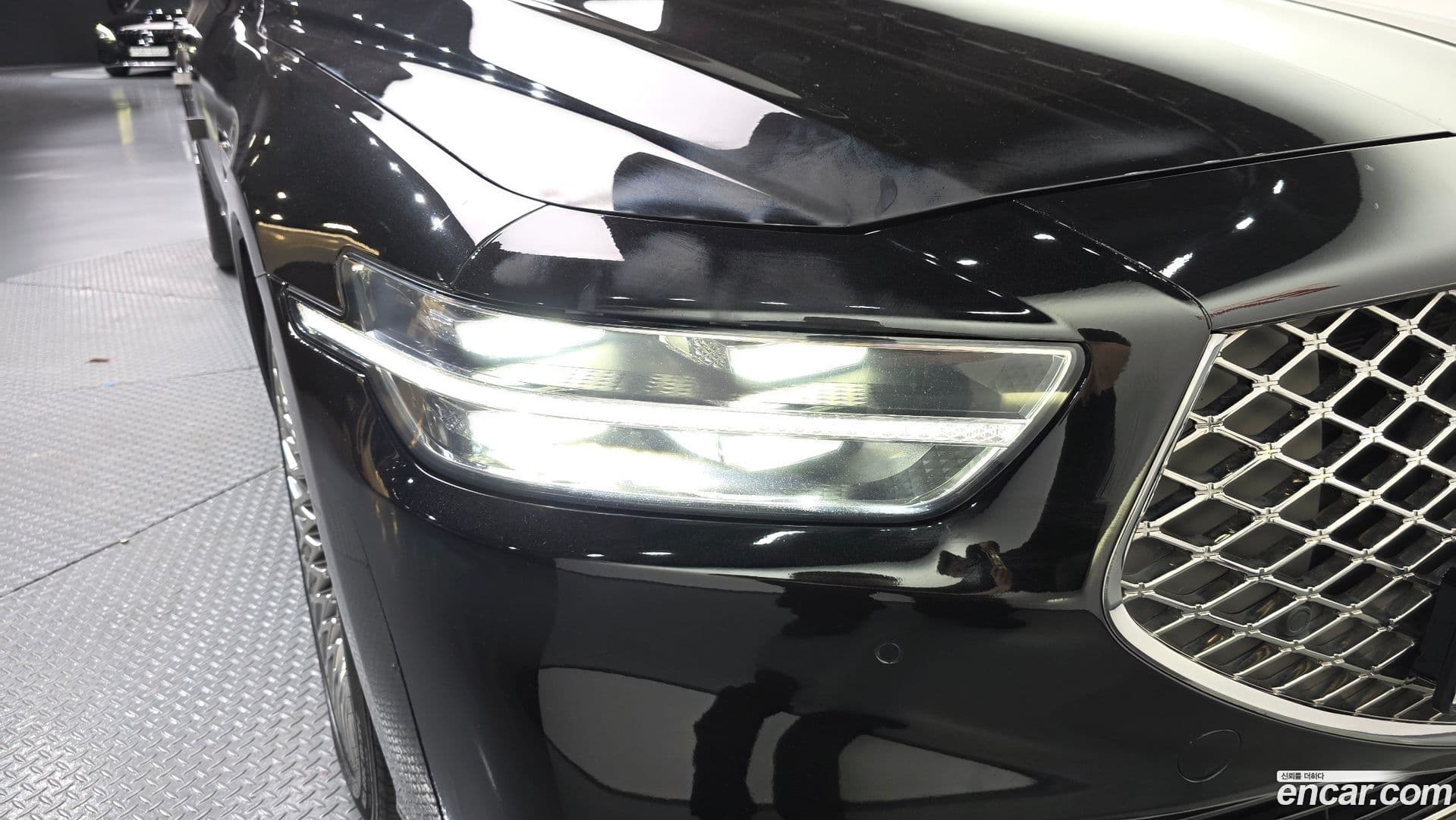 Main__Slider__Photo:G90 Genesis 2019.5-21