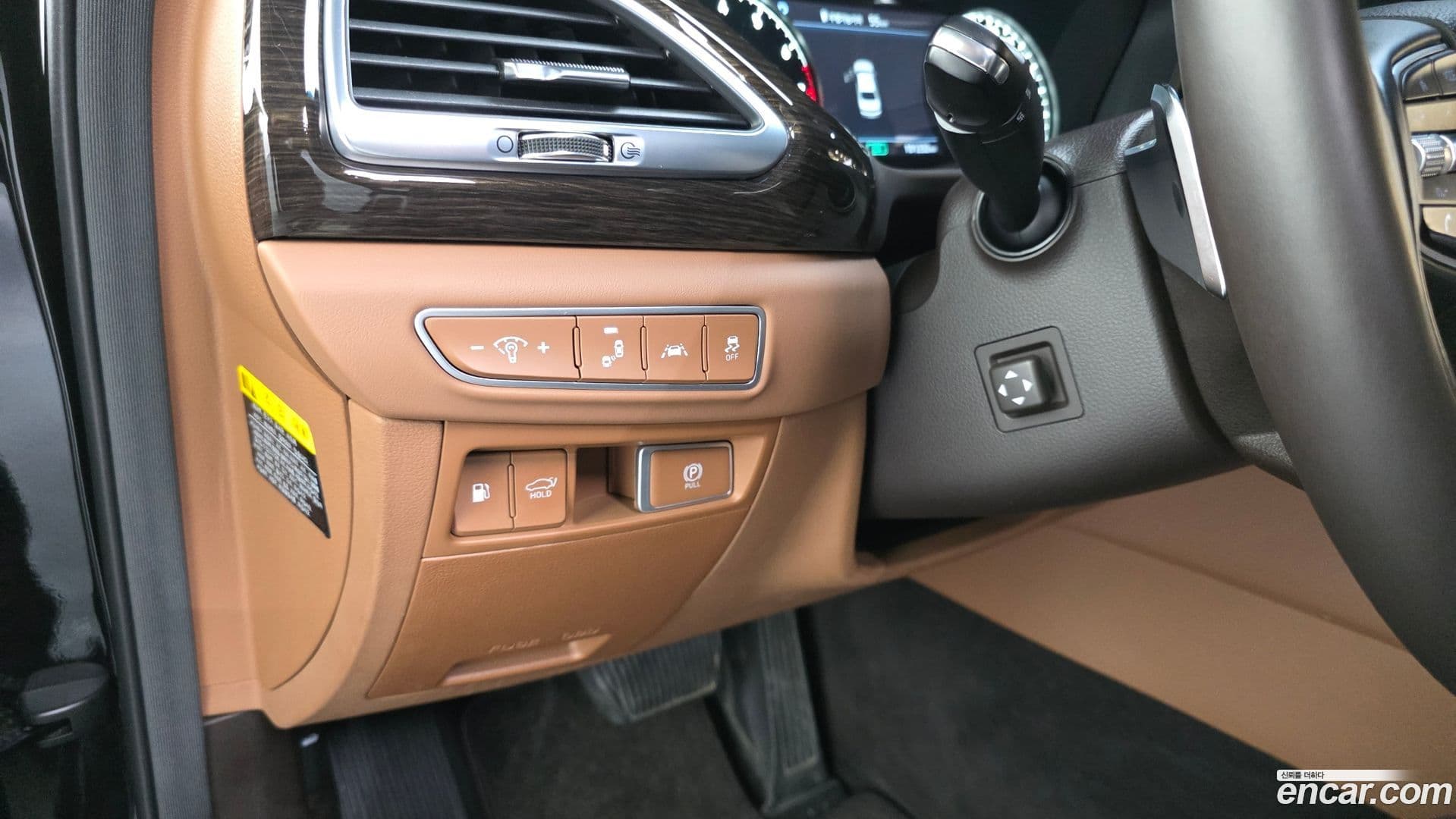 Main__Slider__Photo:G90 Genesis 2019.5-28