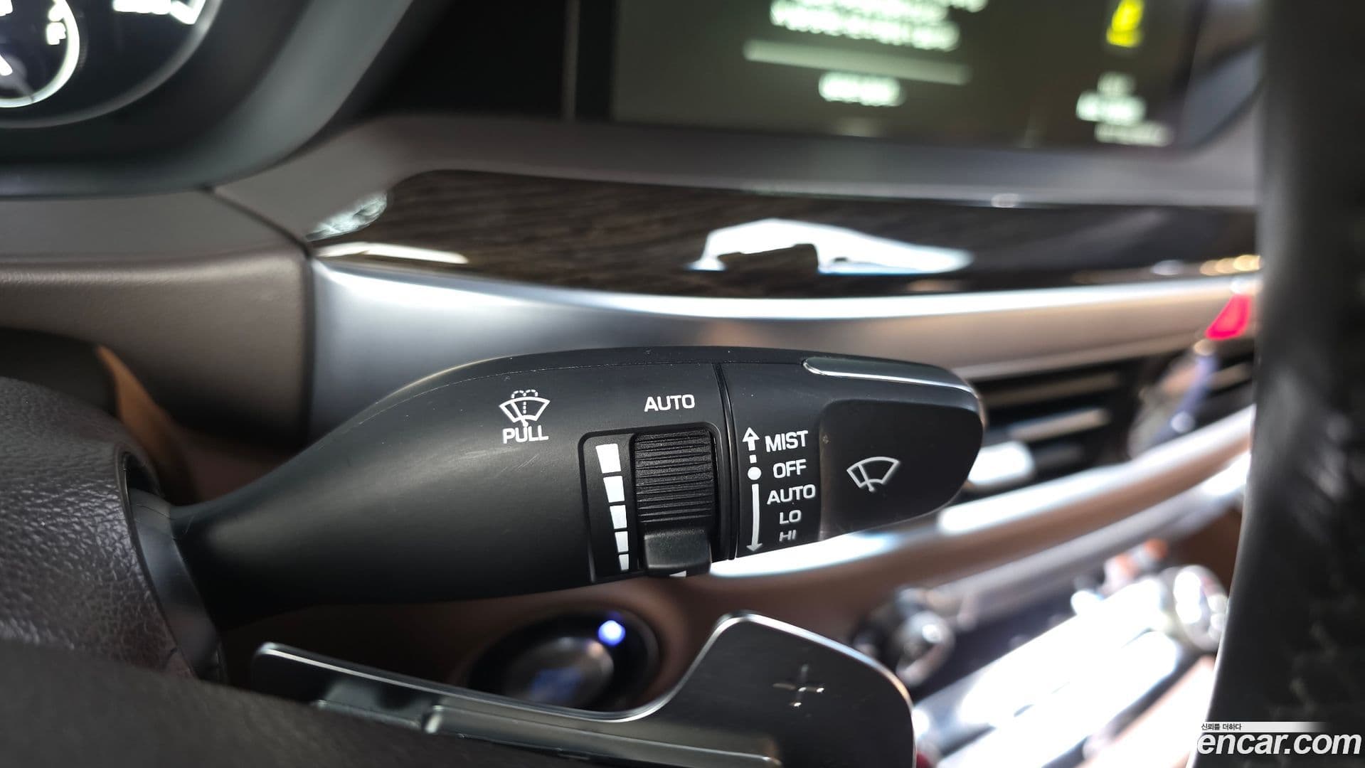 Main__Slider__Photo:G90 Genesis 2019.5-34